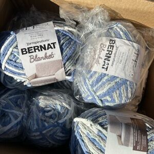 Bernat Blue and White Yarnspirations Blanket Yarn